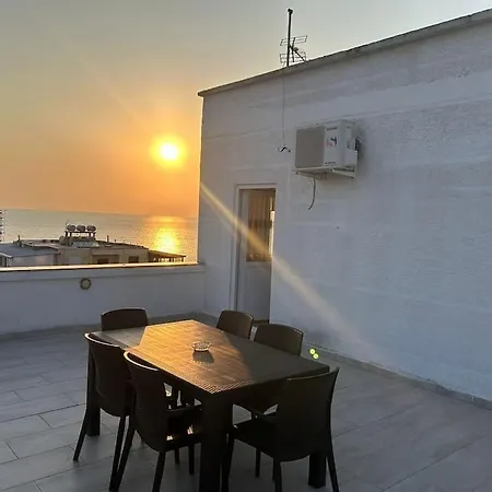 Rezidenca Hasanaj 39-40 דירה