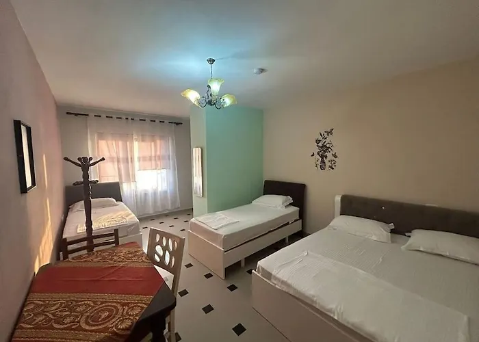 דירה Rezidenca Hasanaj 39-40 דורס